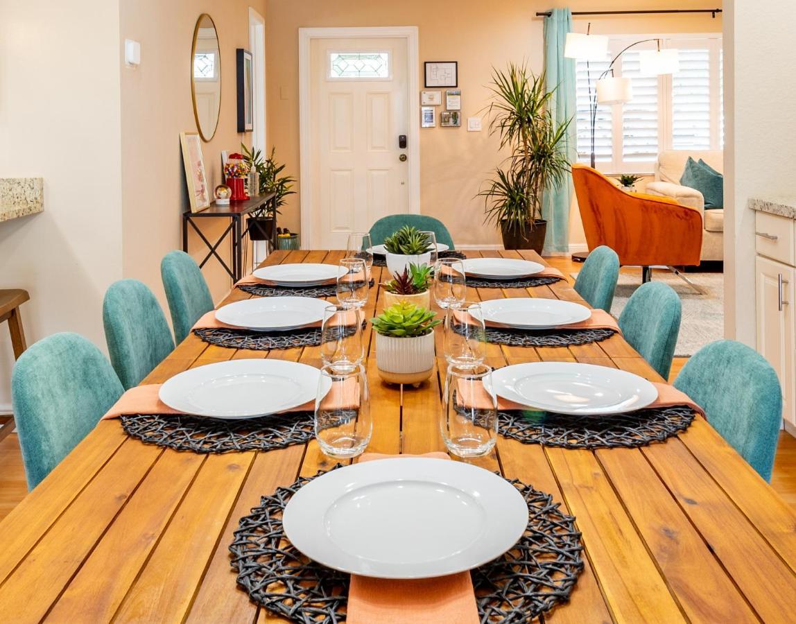 Colorful Home - Pool - Game Room - Basketball Court - Bbq & More Fort Lauderdale Ngoại thất bức ảnh